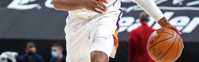  保罗16助攻太阳轻取爵士  