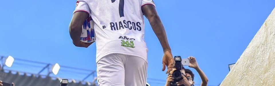  洛里昂旧将回归救主，替补登场上演梅开二度  