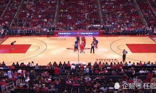  拜仁主场球迷倒戈抗议管理层  