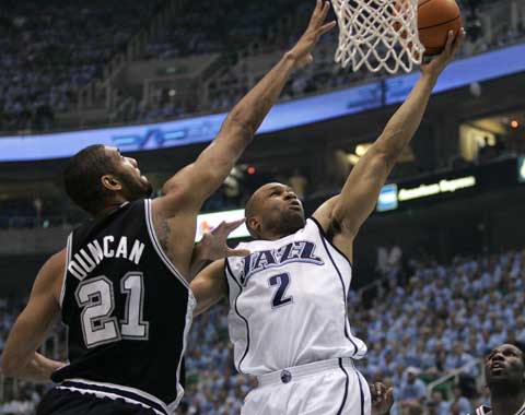  华子关键封盖扼杀爵士反扑  